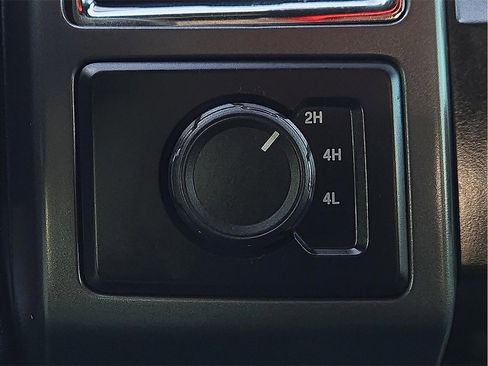 Used 2016 Ford F150 XLT w/ Equipment Group 302A Luxury image 15