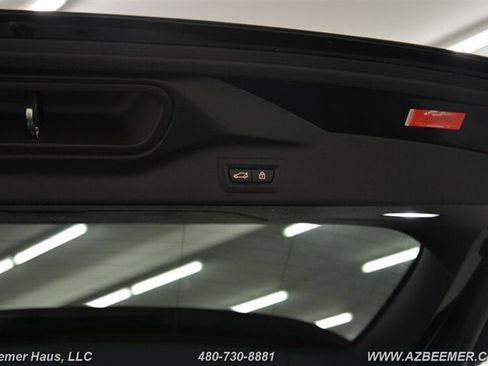 Used 2022 BMW X7 xDrive40i w/ M Sport Package image 52