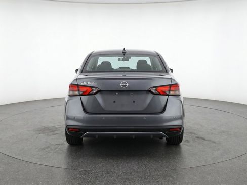 Used 2025 Nissan Versa SV image 7