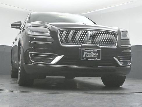 Used 2019 Lincoln Nautilus Reserve image 33