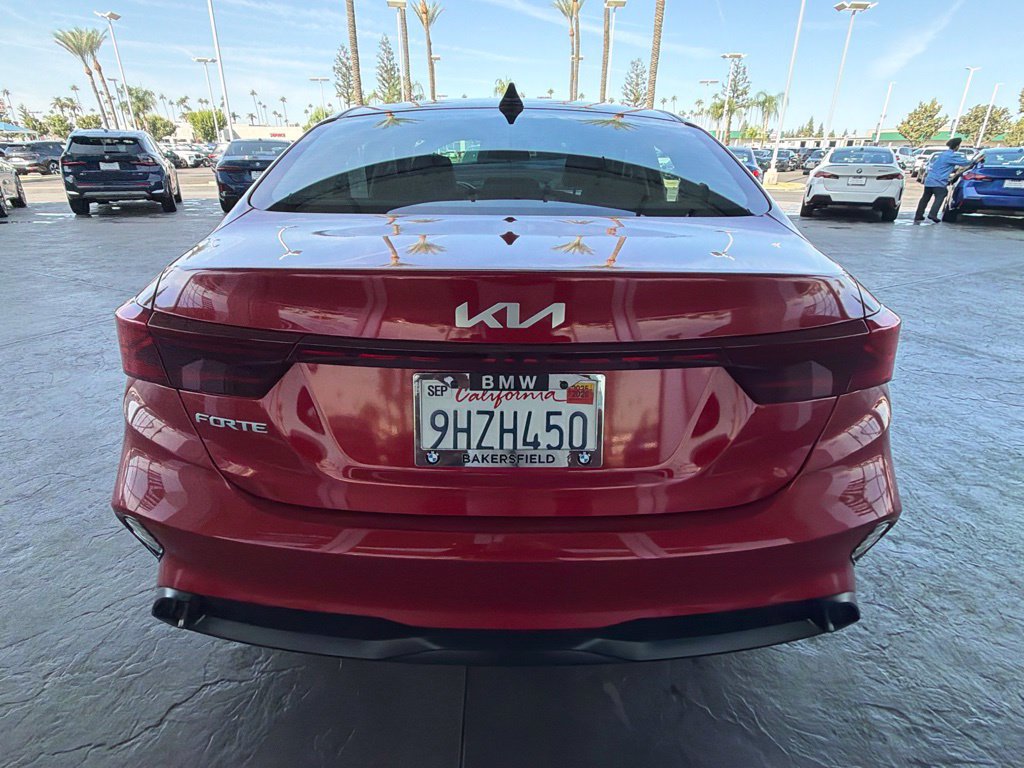 Used 2023 Kia Forte LXS w/ LXS Technology Package FWD image 4
