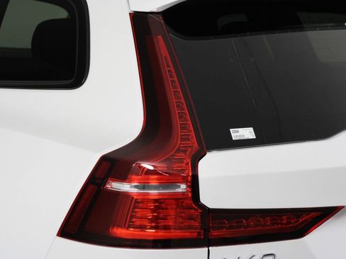 New 2026 Volvo V60 B5 Cross Country Plus w/ Climate Package AWD/4WD image 15