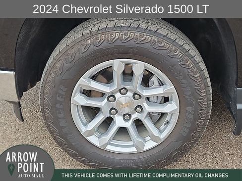 Used 2024 Chevrolet Silverado 1500 LT w/ Z71 Off-Road Package AWD/4WD image 16