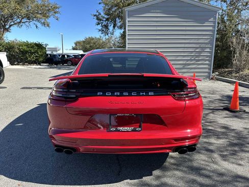 Used 2018 Porsche Panamera Turbo image 5