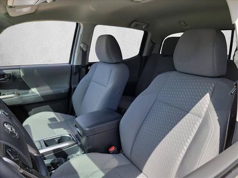 Used 2023 Toyota Tacoma SR5 RWD image 10