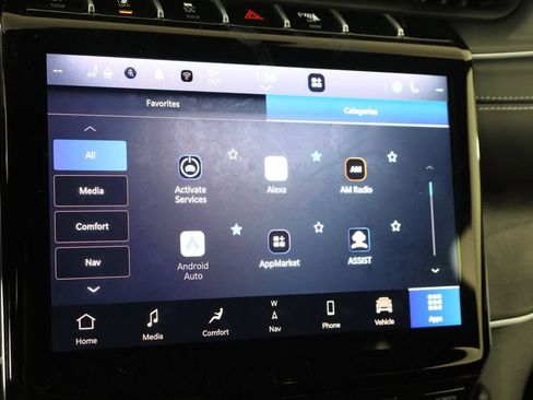 New 2025 Jeep Grand Cherokee Limited image 36