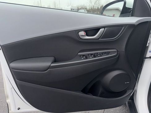 Used 2021 Hyundai Kona Limited image 10