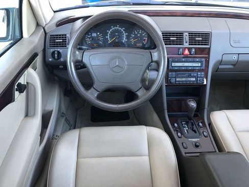 Used 1997 Mercedes-Benz C 230 image 13