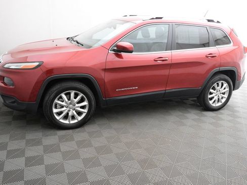 Used 2015 Jeep Cherokee Limited w/ Trailer Tow Group AWD/4WD image 8