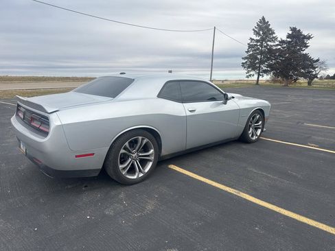 Used 2021 Dodge Challenger R/T RWD image 2