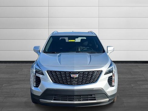 Used 2019 Cadillac XT4 Premium Luxury w/ Enhanced Visibility Package image 8