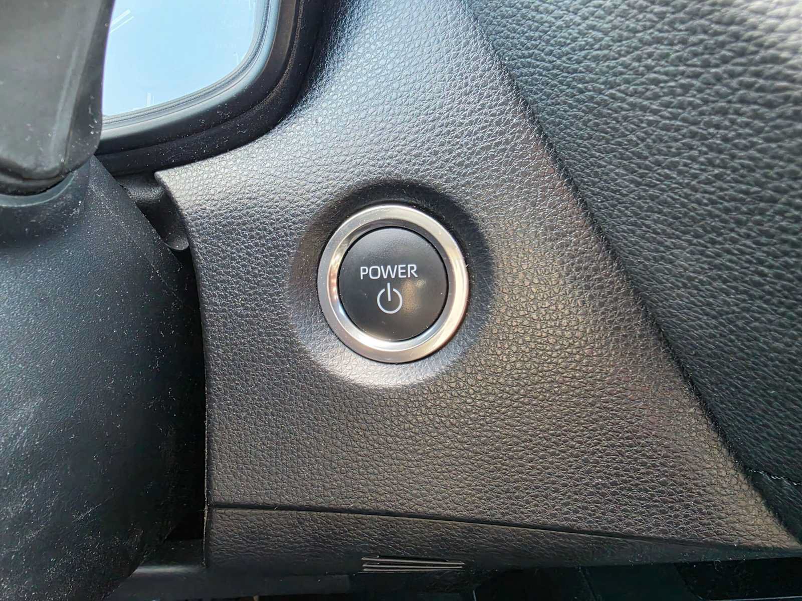 Used 2024 Toyota Corolla SE w/ SE Package AWD/4WD image 32