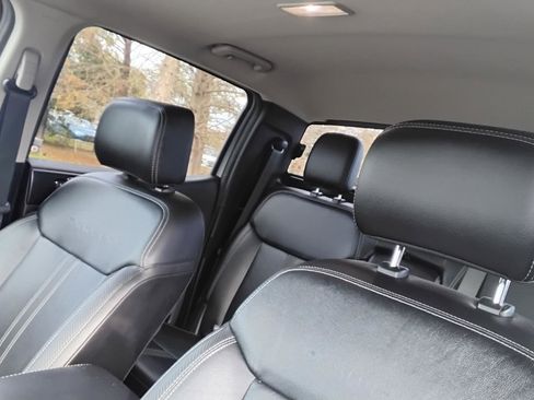 Used 2022 Ford Ranger Lariat w/ Equipment Group 501A High image 18