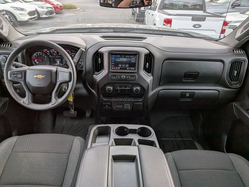 Used 2022 Chevrolet Silverado 1500 Custom image 18