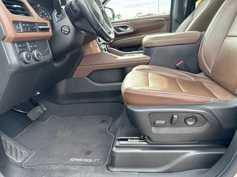 Used 2021 Chevrolet Tahoe High Country AWD/4WD image 30