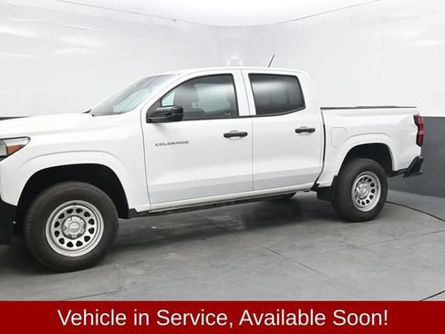 Used 2024 Chevrolet Colorado W/T w/ Safety Package RWD image 3