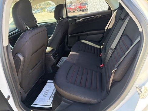 Used 2014 Ford Fusion SE image 13