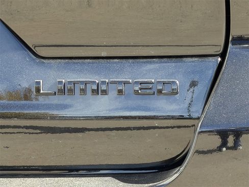 New 2025 Jeep Grand Cherokee Limited image 9