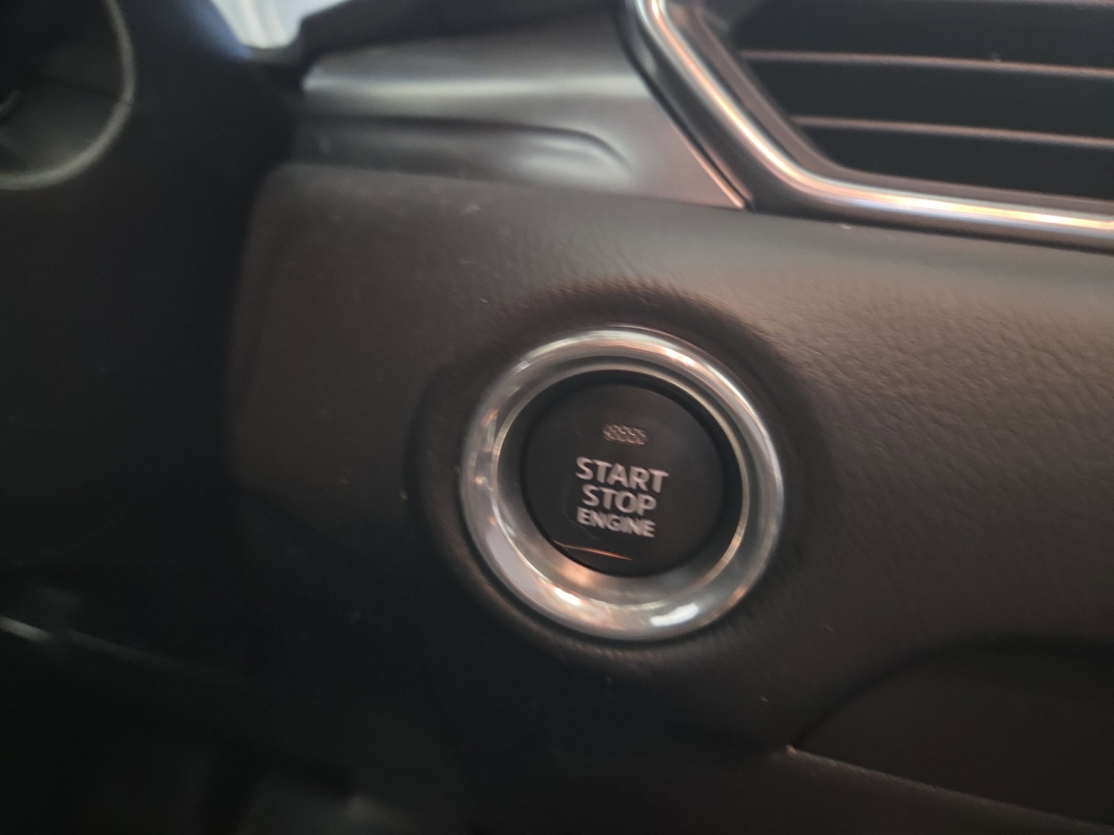 Used 2025 MAZDA CX-5 AWD 2.5 S w/ Preferred Package image 19
