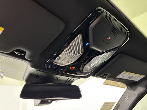 Used 2026 BMW i4 eDrive40 w/ M Sport Package RWD image 18