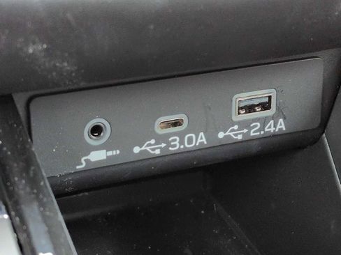 Certified 2025 Subaru Legacy Premium image 29