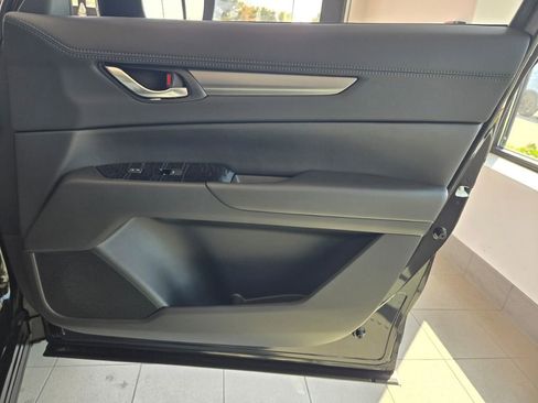 New 2025 MAZDA CX-5 AWD 2.5 S w/ Preferred Package image 6