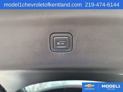 Used 2018 Buick Enclave Premium FWD image 13