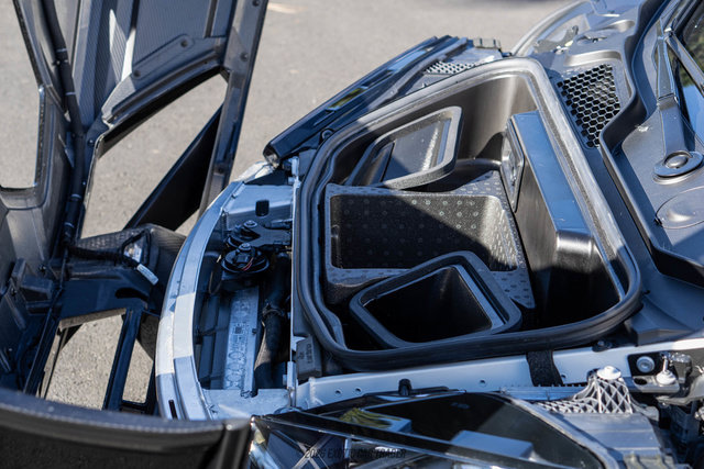 Used 2021 Lamborghini Huracan STO RWD image 18