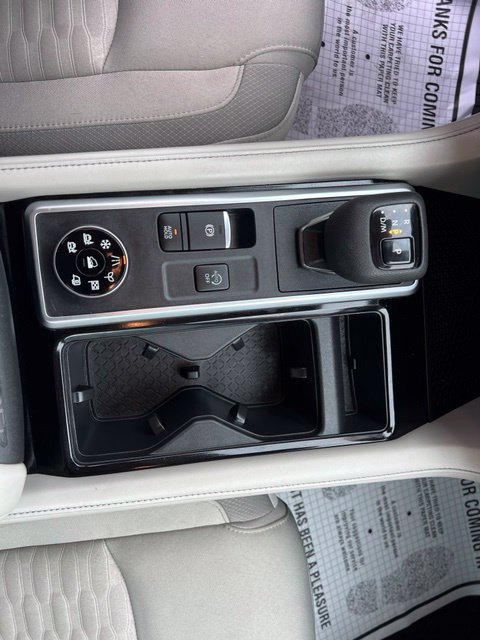 Used 2022 Nissan Pathfinder SV w/ Cargo Package AWD/4WD image 28