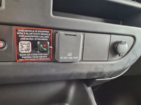 New 2025 GMC Savana 3500 w/ Power Convenience Package image 10