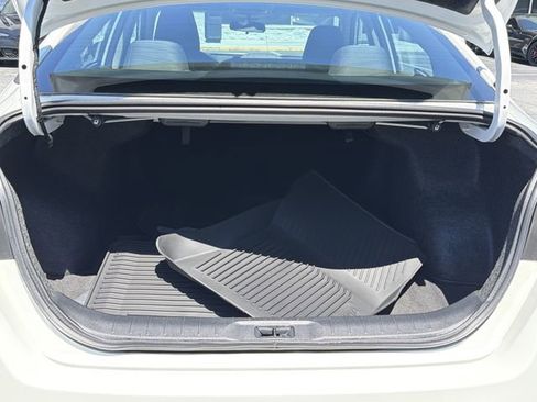 Certified 2025 Nissan Altima 2.5 S FWD image 30