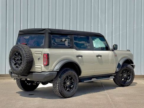 New 2026 Ford Bronco Badlands AWD/4WD image 6