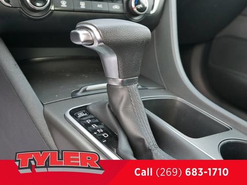 Used 2020 Kia Optima S FWD image 32