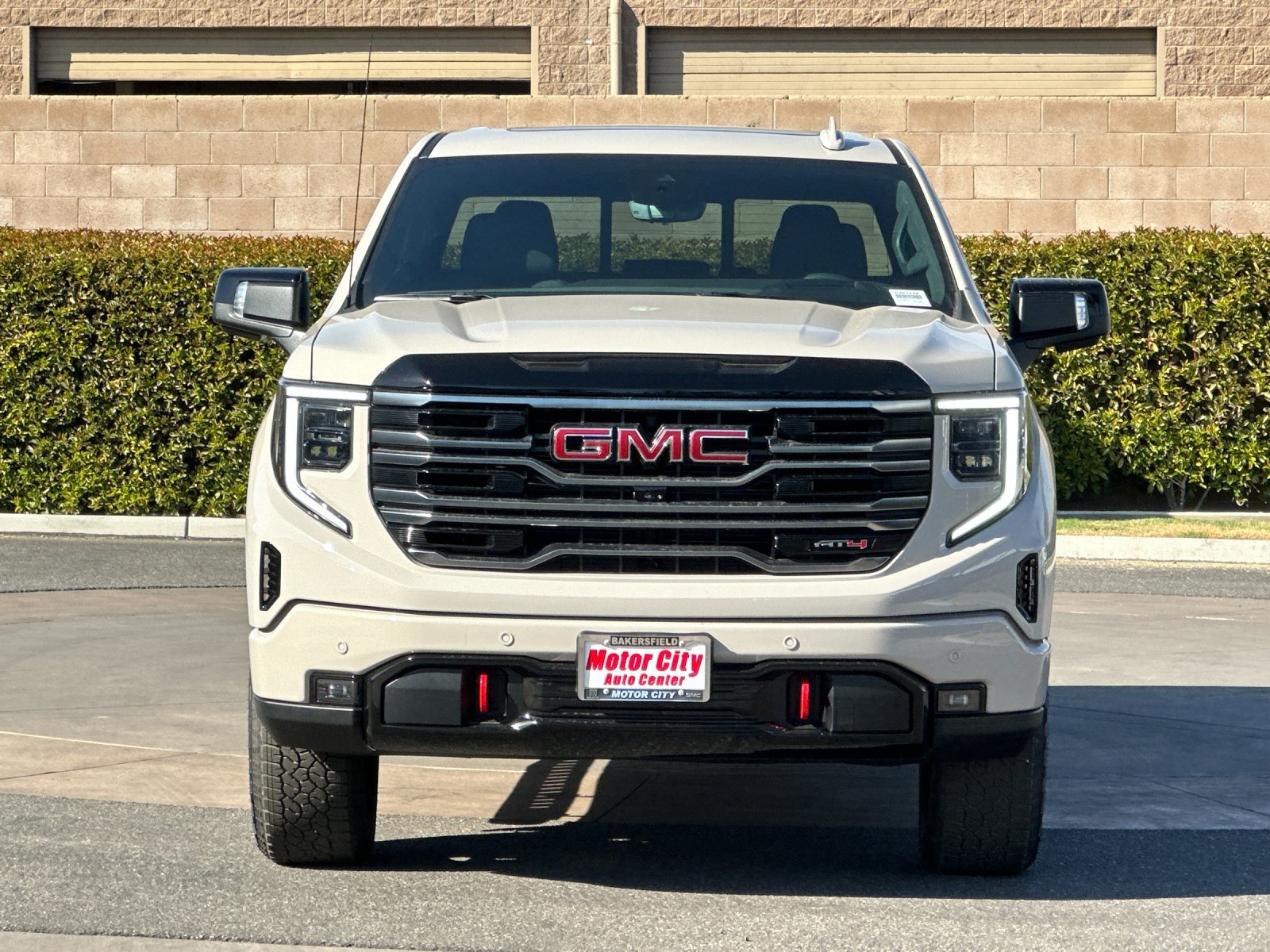 New 2026 GMC Sierra 1500 AT4 w/ AT4 Premium Package AWD/4WD image 9