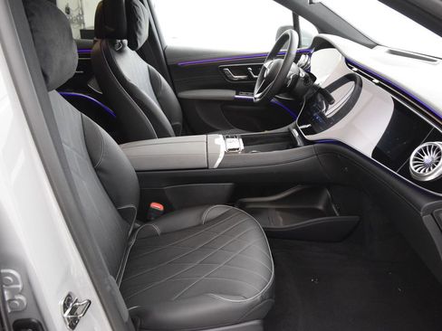 New 2026 Mercedes-Benz EQS 550 4MATIC SUV image 14