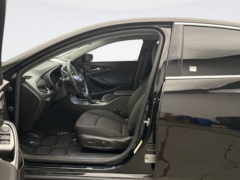 Used 2021 Chevrolet Malibu RS FWD image 8