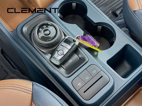 Certified 2024 Ford Maverick Lariat image 24