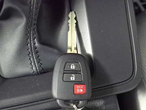 New 2026 Toyota Corolla Cross L image 25