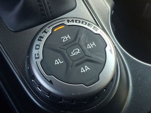 Used 2022 Ford Bronco Outer Banks image 26