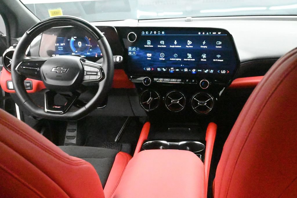 Used 2025 Chevrolet Blazer EV RS w/ Super Cruise Package AWD/4WD image 14