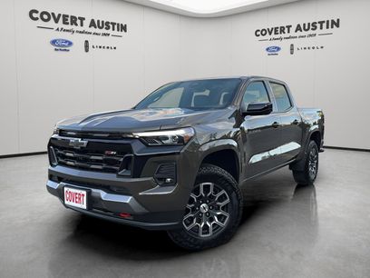 Used 2024 Chevrolet Colorado Z71 w/ Z71 Convenience Package 2