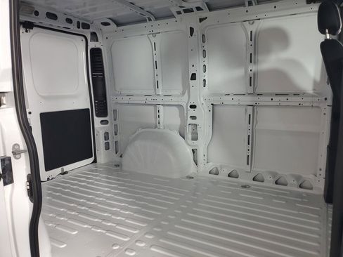 New 2026 RAM ProMaster 1500 FWD image 16