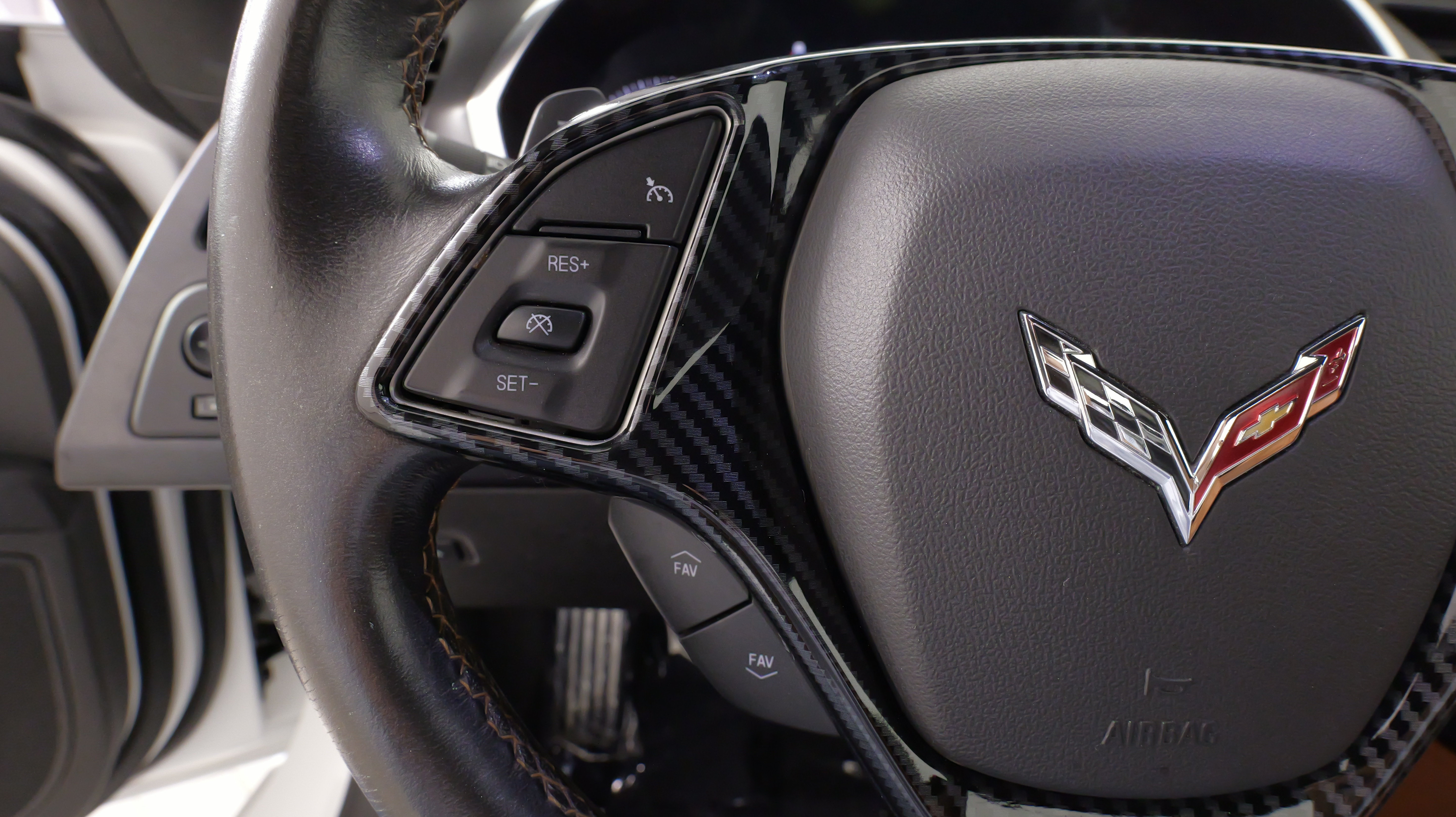 Used 2015 Chevrolet Corvette Stingray Convertible w/ 2LT Preferred Equipment Group RWD image 37