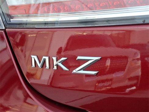 Used 2017 Lincoln MKZ Select w/ Select Plus Package image 28