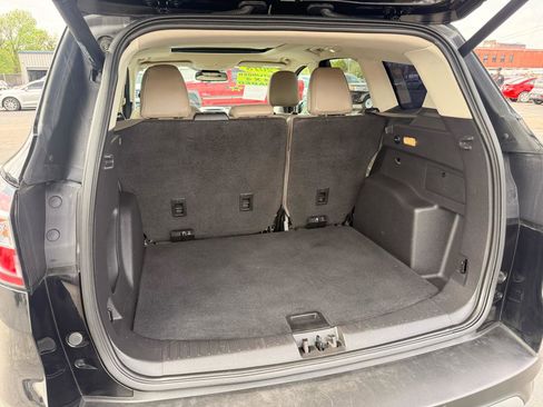 Used 2018 Ford Escape SEL w/ Ford Safe & Smart Package image 10