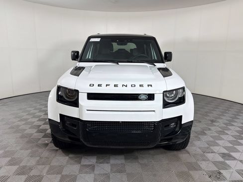 Used 2025 Land Rover Defender 90 X-Dynamic SE AWD/4WD image 5