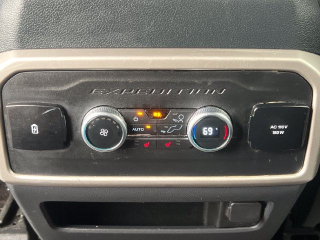 Used 2022 Ford Expedition Max Limited AWD/4WD image 24