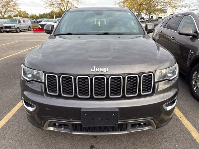 Used 2018 Jeep Grand Cherokee Limited AWD/4WD image 9