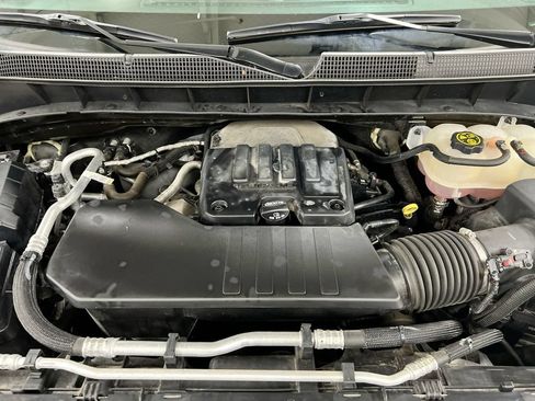 Used 2022 Chevrolet Silverado 1500 Custom AWD/4WD image 24