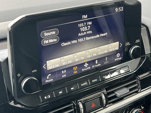 New 2025 Nissan Pathfinder SL w/ Lighting Package (N92) image 22